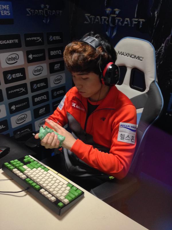 LPL夏季赛区域选拔赛：LNG 3-1战胜V5晋级下一轮